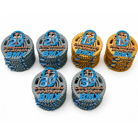 Fichas personalizadas apiladas de la marca 3D BMX